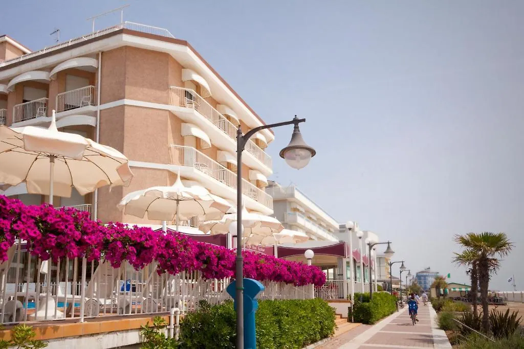 Hotel Excelsior Caorle 3*,